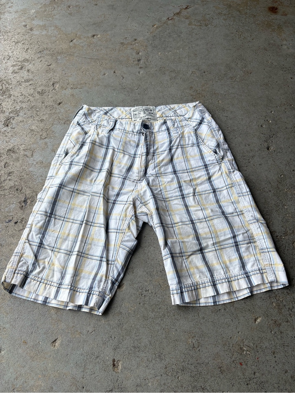 Men's 2000’s Plaid Nautica Lightweight Shorts - White & Light Yellow